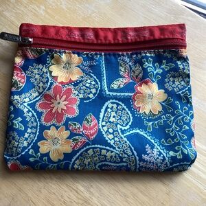 Lesportsac floral cosmetic bag 🍁🍂